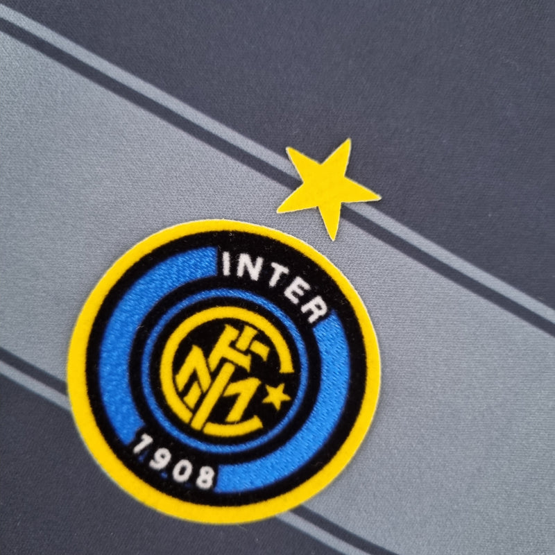 Camisa Inter de Milão Retro Third 2004/05